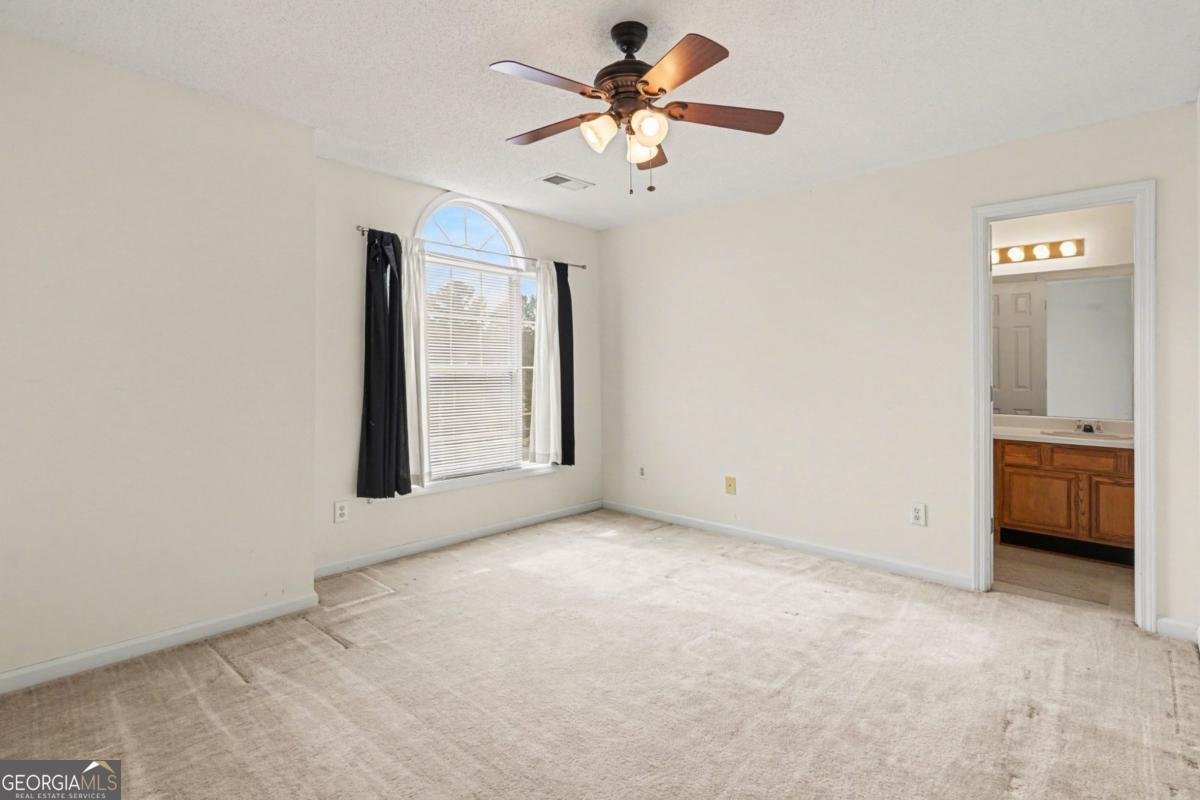 2256 Dresden Green Kennesaw - Photo 16