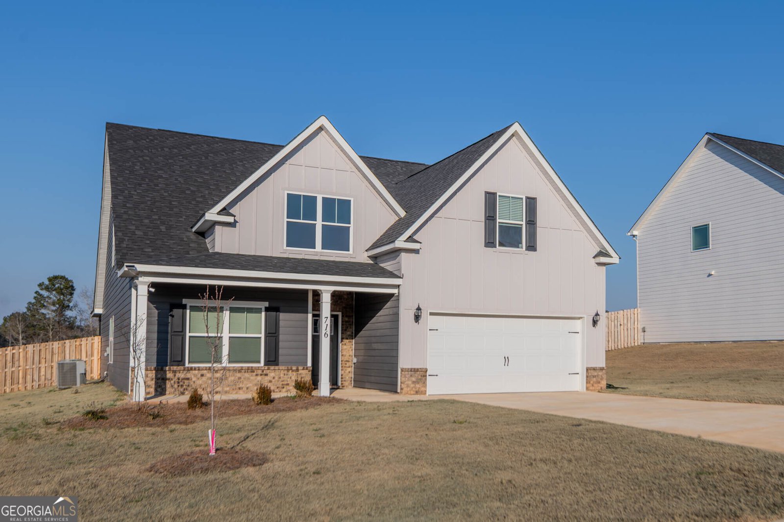 716 Lindsey Brooke Trace Bonaire - Photo 1