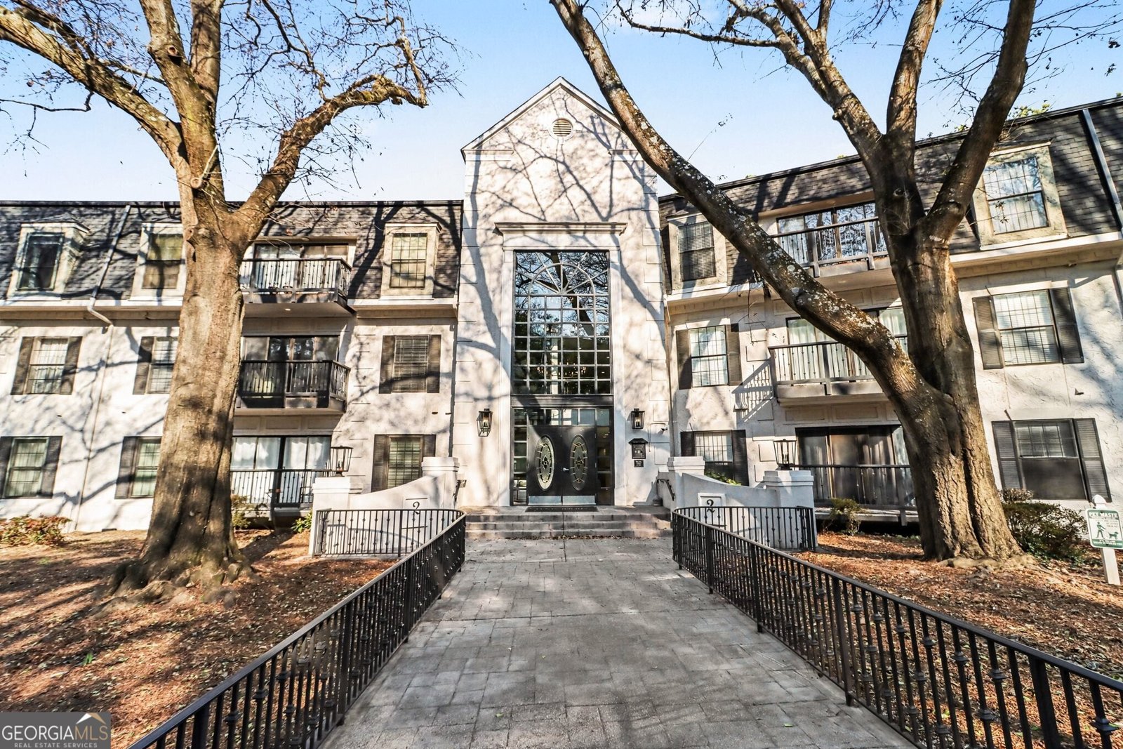 1202 Pine Heights Drive Atlanta - Photo 1