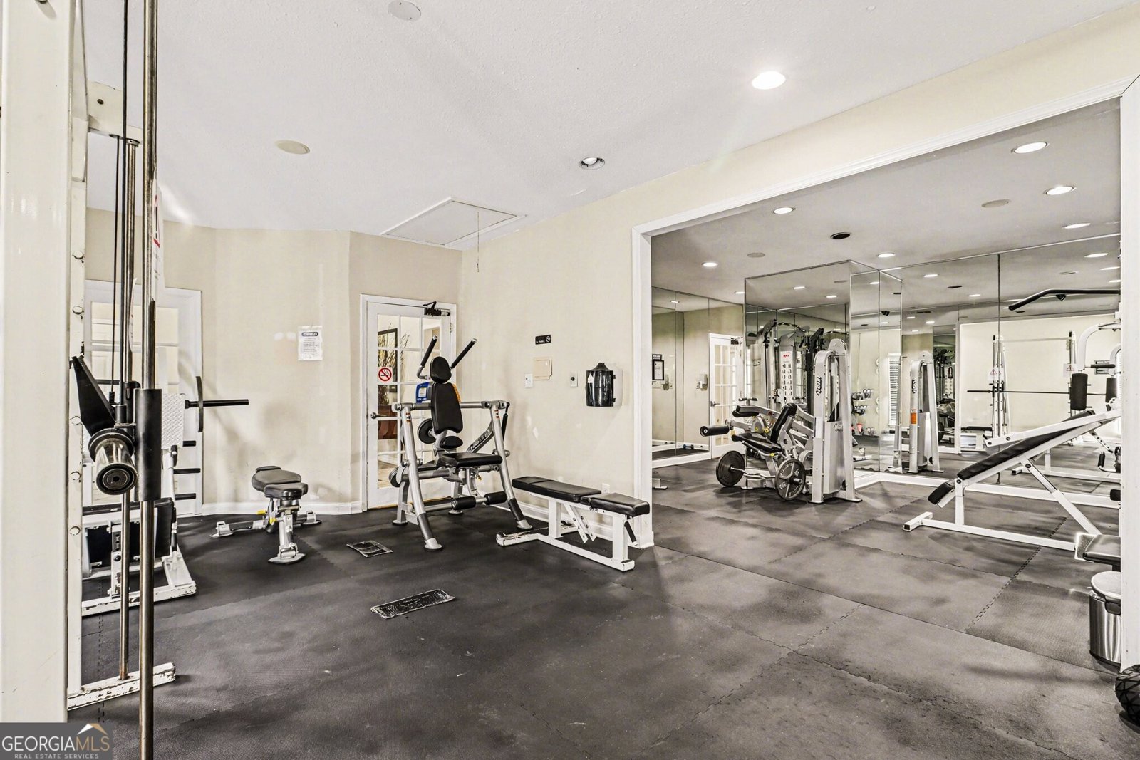 1202 Pine Heights Drive Atlanta - Photo 8