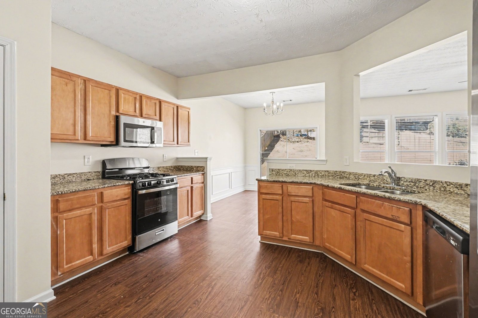 215 Cool Weather Drive Lawrenceville - Photo 10