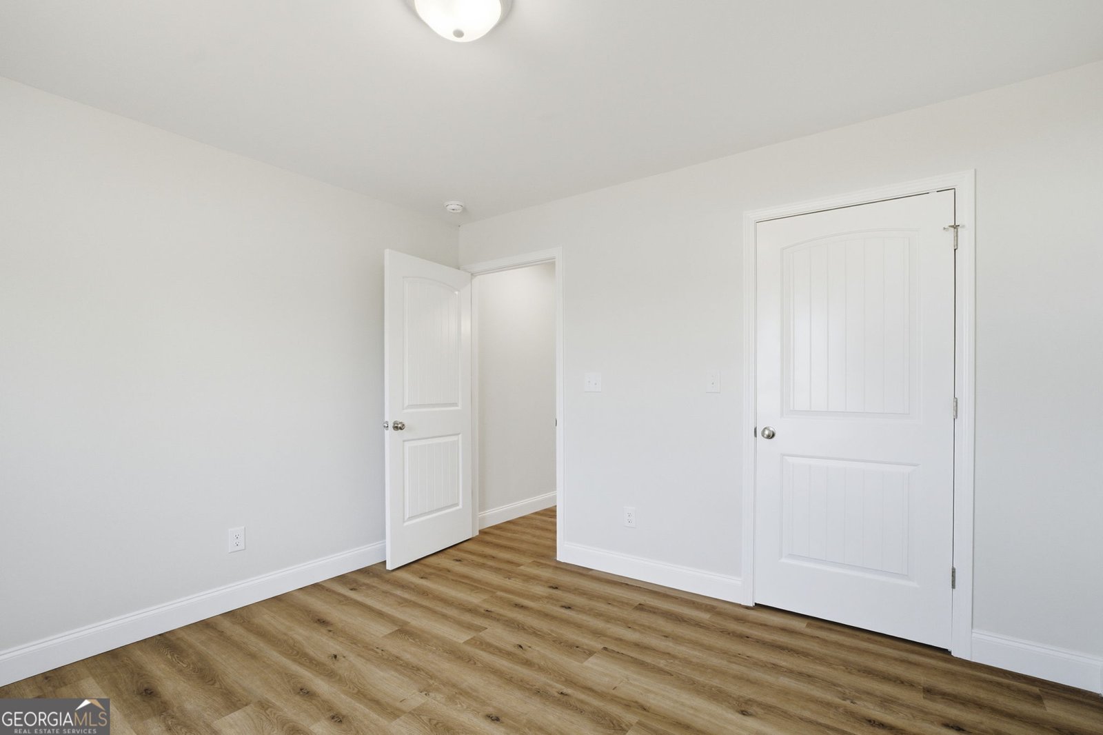 223 Jon Court Chatsworth - Photo 11