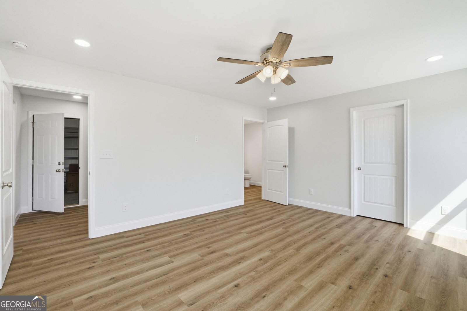 223 Jon Court Chatsworth - Photo 13