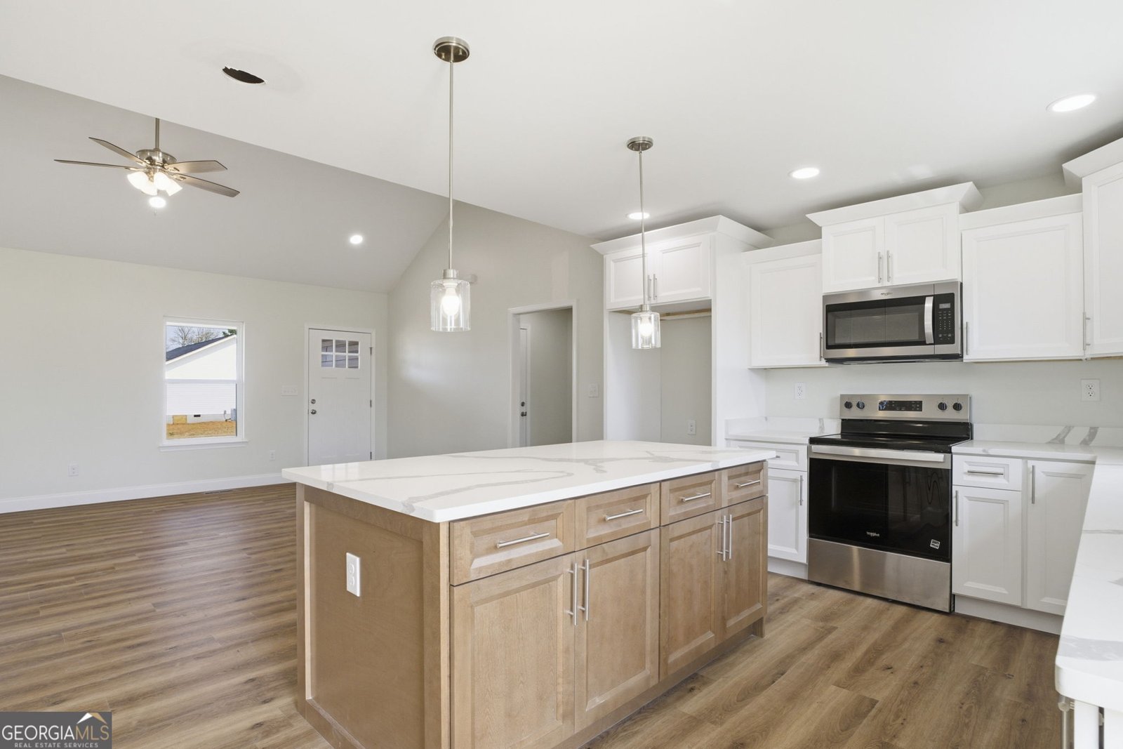 223 Jon Court Chatsworth - Photo 29