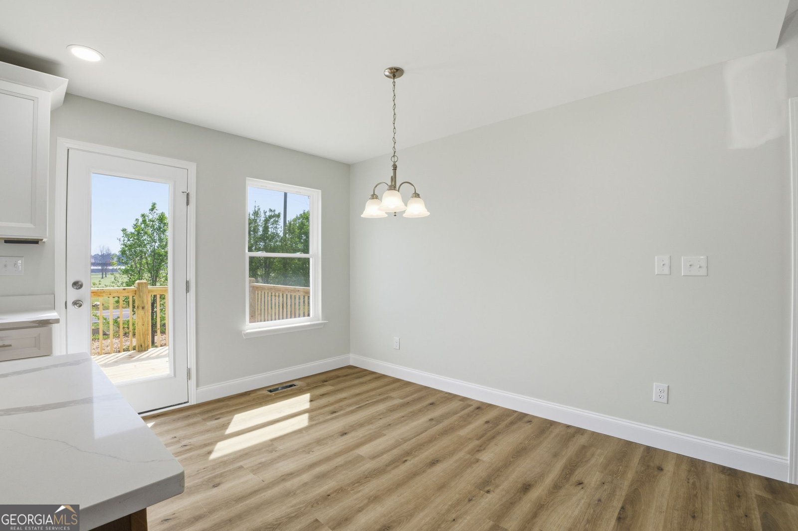 223 Jon Court Chatsworth - Photo 31