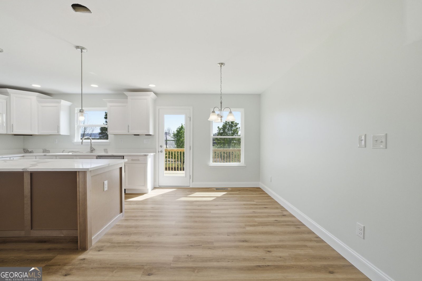 223 Jon Court Chatsworth - Photo 32