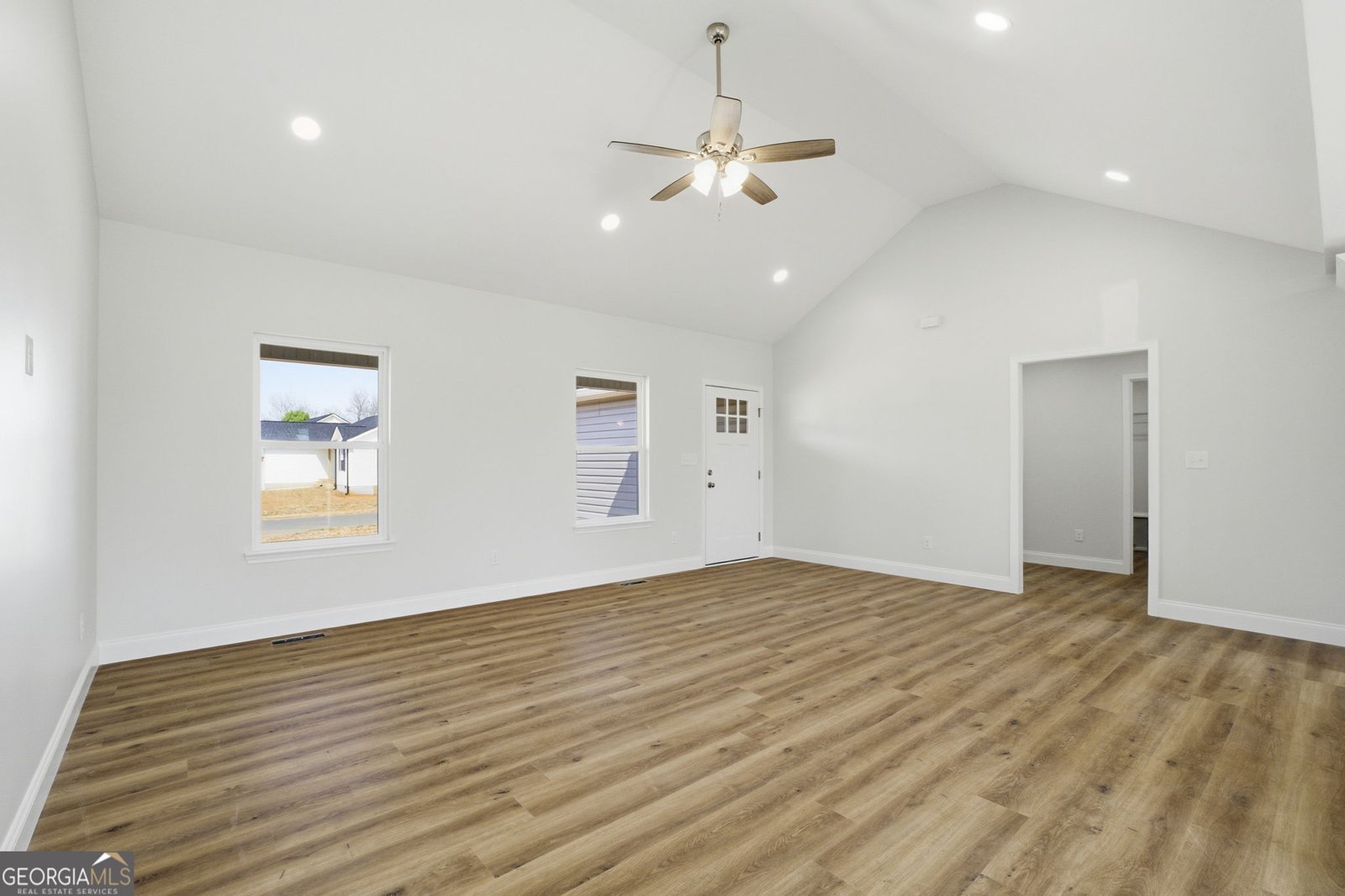 223 Jon Court Chatsworth - Photo 6