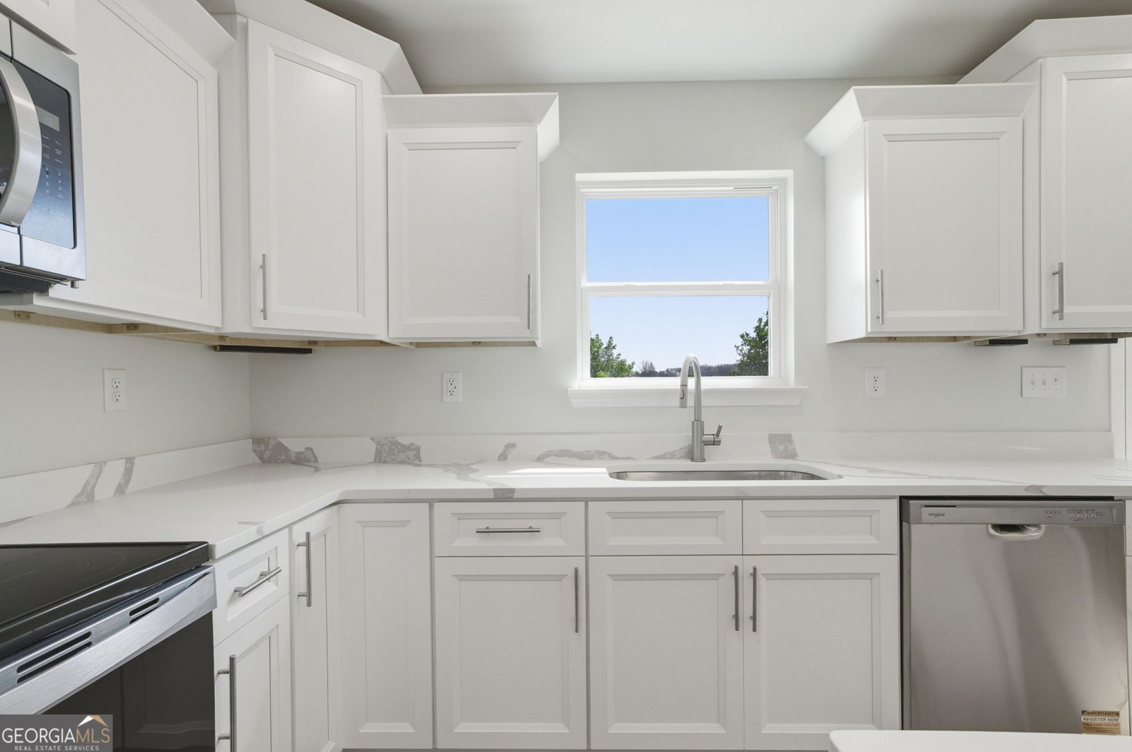 223 Jon Court Chatsworth - Photo 8