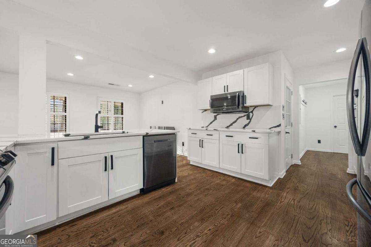 1954 Childress Drive Atlanta - Photo 8