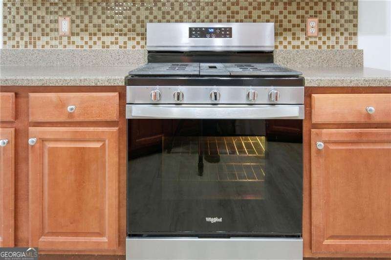 5689 Winter Bluff Way Buford - Photo 10