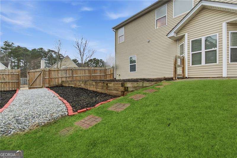 5689 Winter Bluff Way Buford - Photo 37