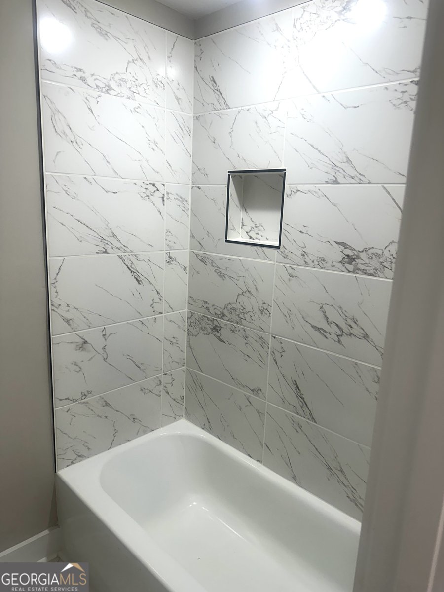 717 Scales Street Griffin - Photo 21