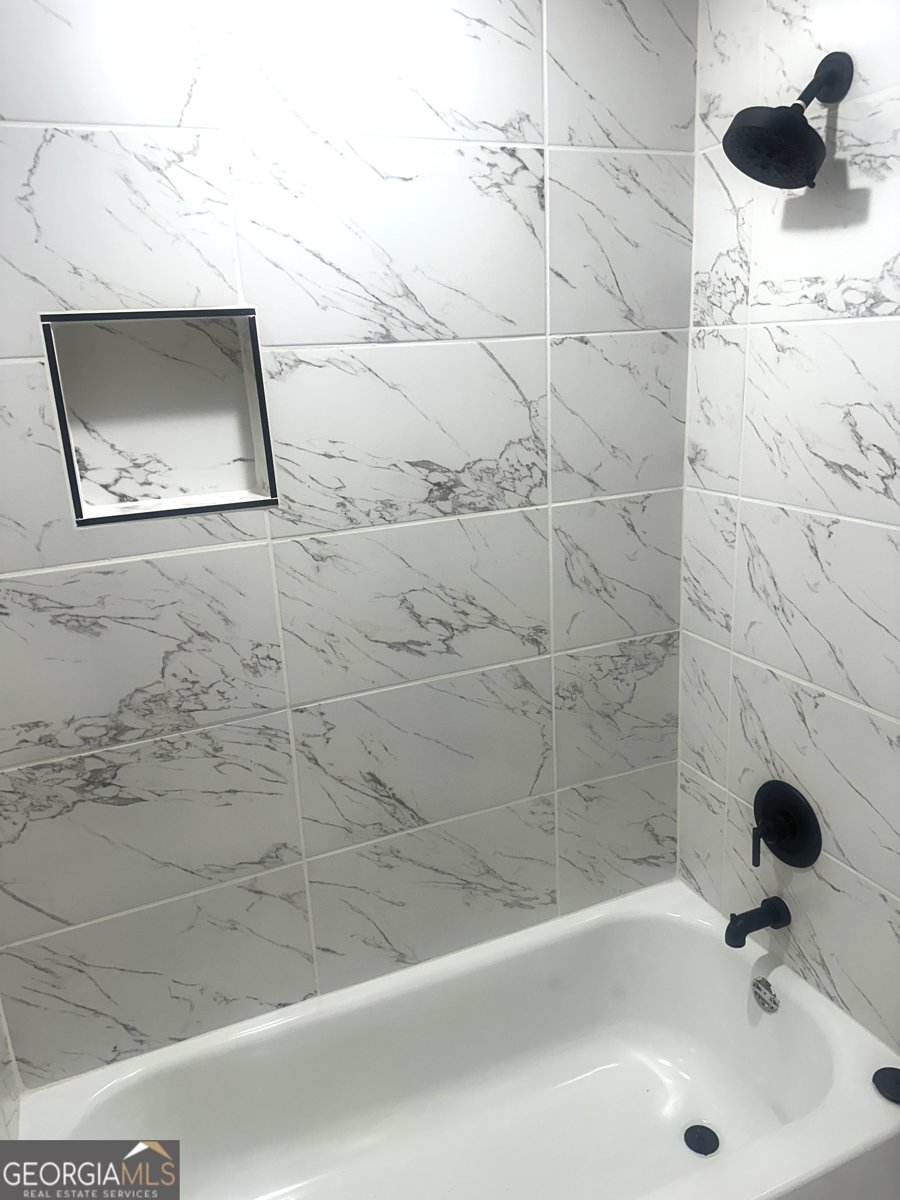 717 Scales Street Griffin - Photo 22