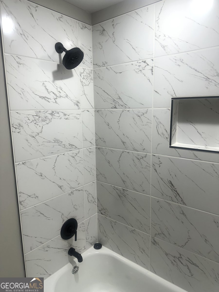 717 Scales Street Griffin - Photo 29