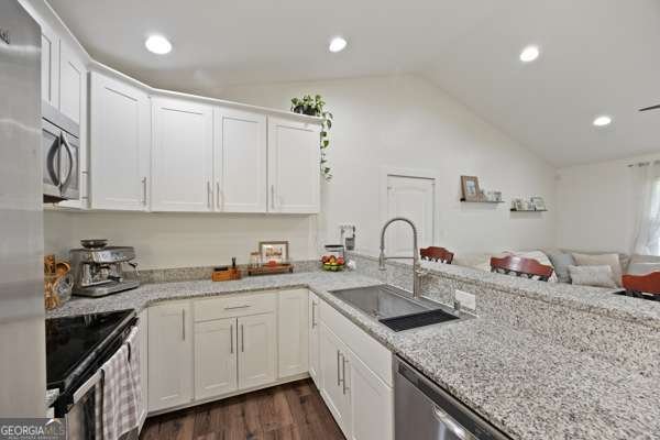 1318 Whitfield Park Drive Savannah - Photo 10