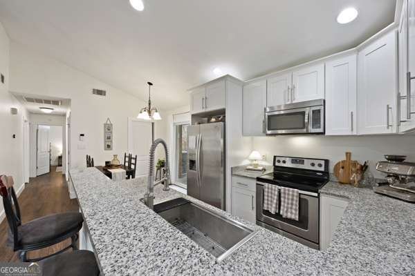 1318 Whitfield Park Drive Savannah - Photo 11