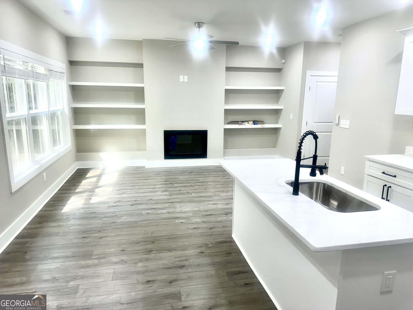 731 Scales Street Griffin - Photo 7