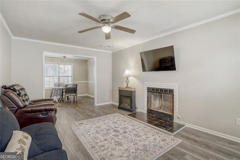 1049 Autumn Crest Drive Stone Mountain - Photo 7