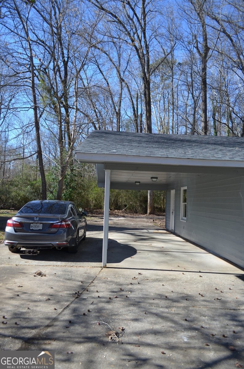 1169 Sandy Beach Drive Macon - Photo 19