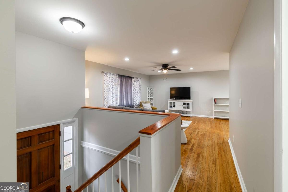 395 Roberts Road Athens - Photo 8