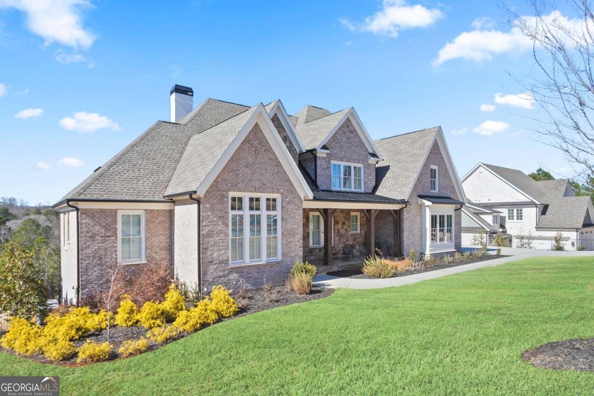 5683 Brendlynn Drive Suwanee - Photo 1