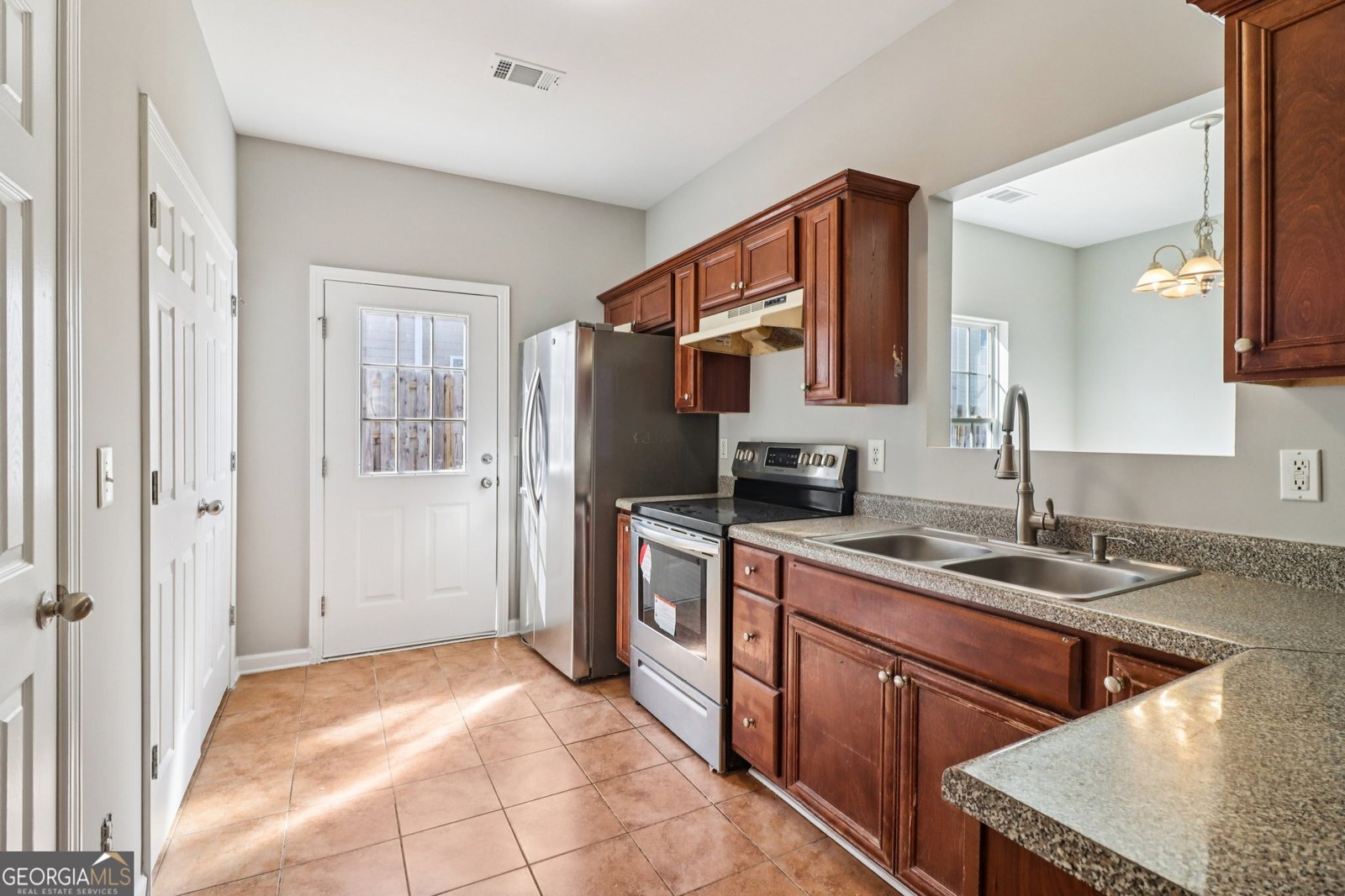 232 Village Drive Loganville - Photo 7