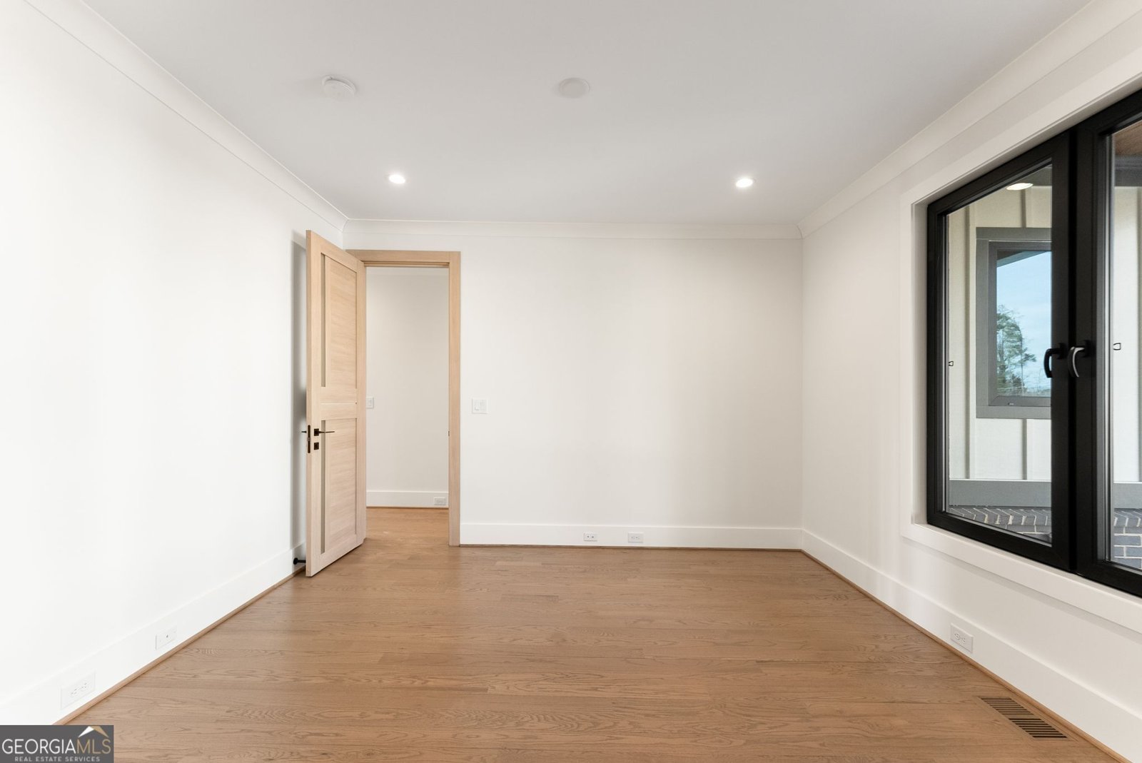 1110 Flowers Drive Cumming - Photo 7