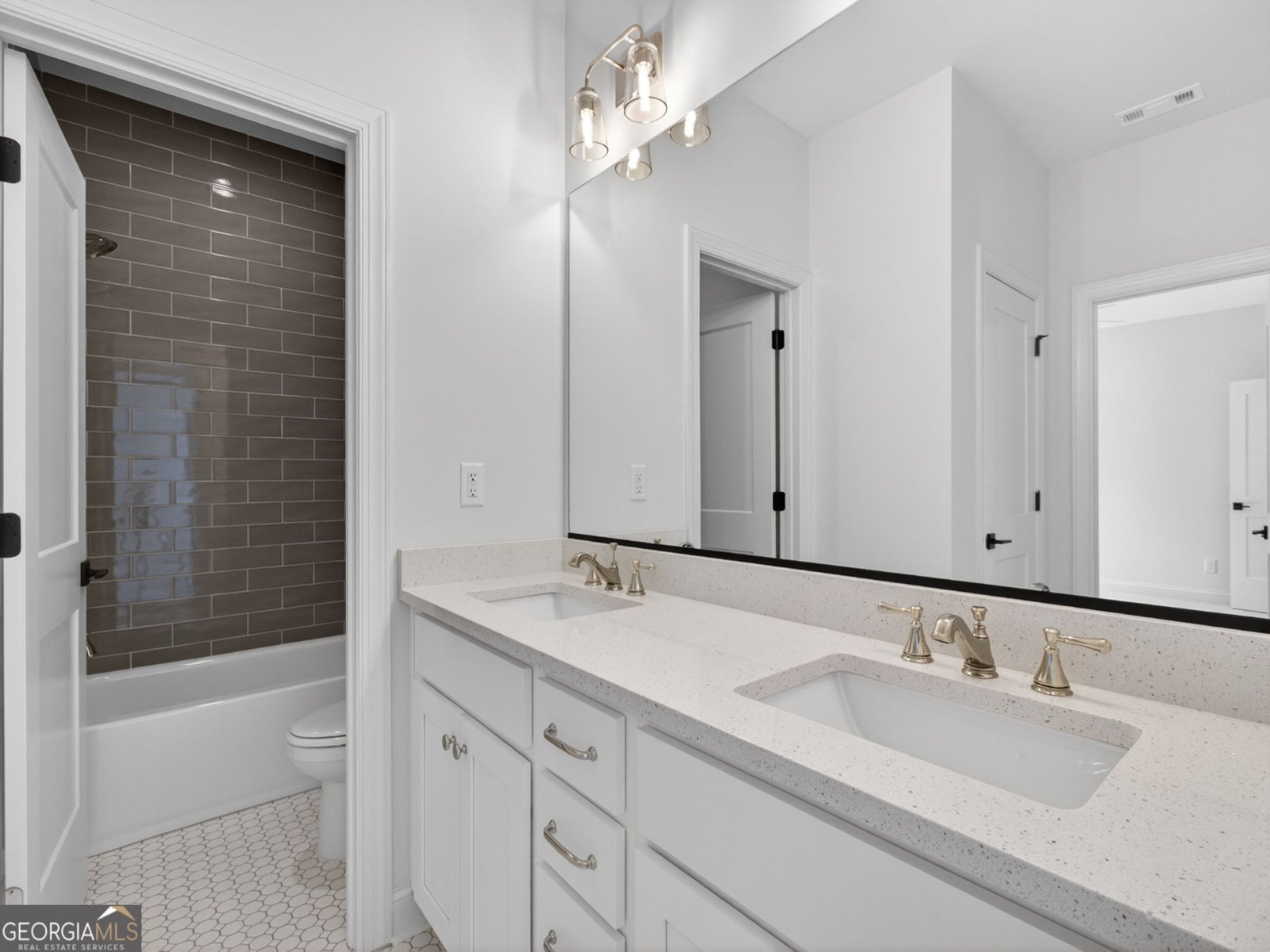 224 Suwanee Avenue Suwanee - Photo 31