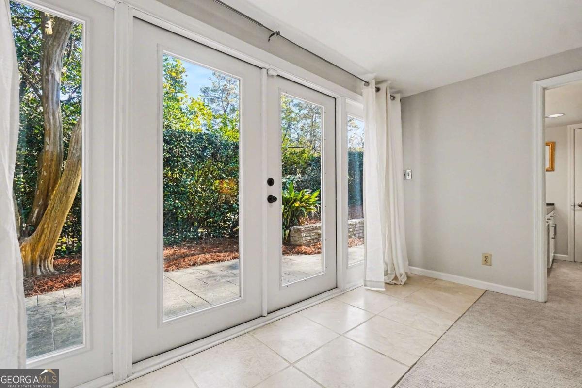 887 Berkshire Road Atlanta - Photo 67