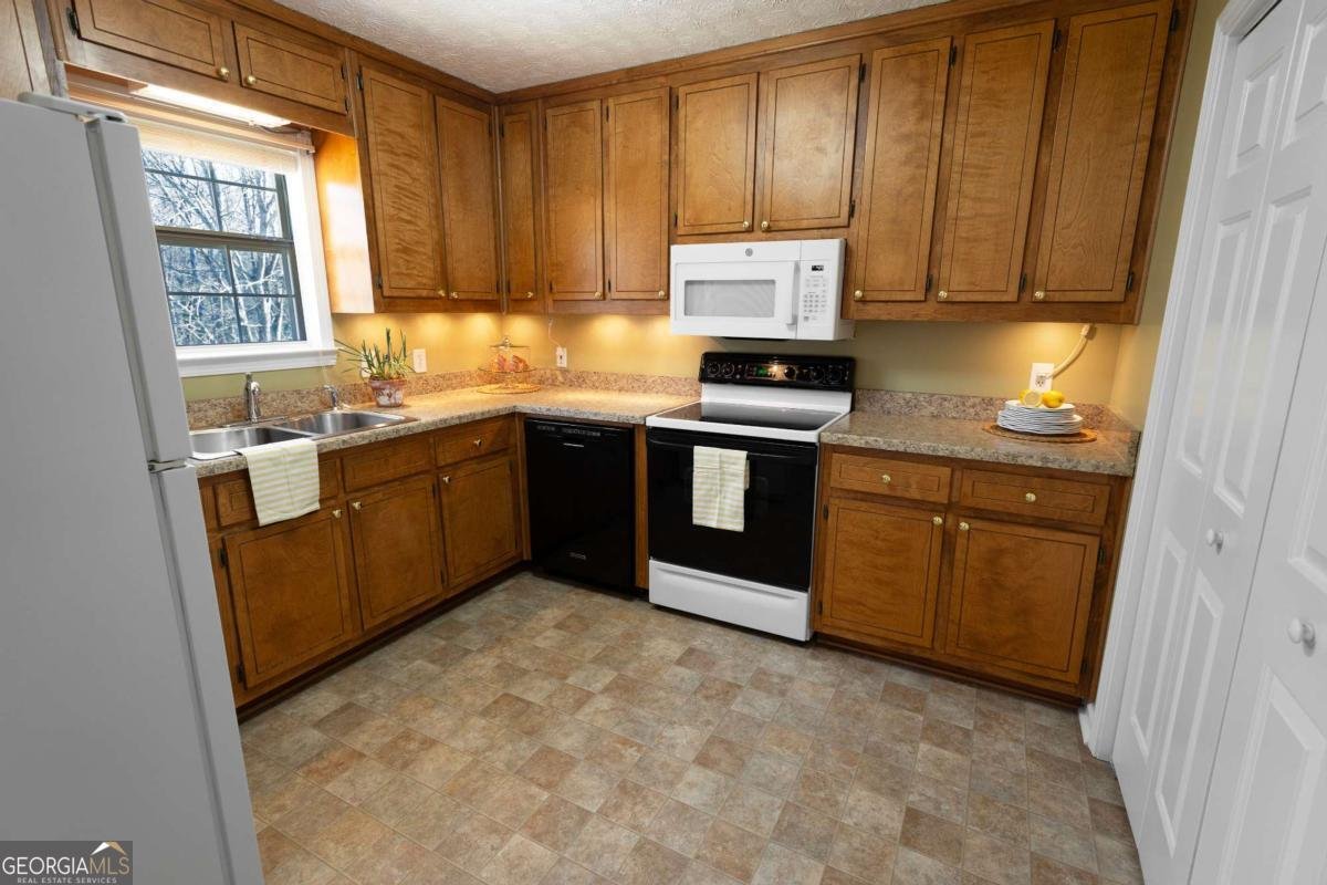 7231 Ironwood Drive Gainesville - Photo 9