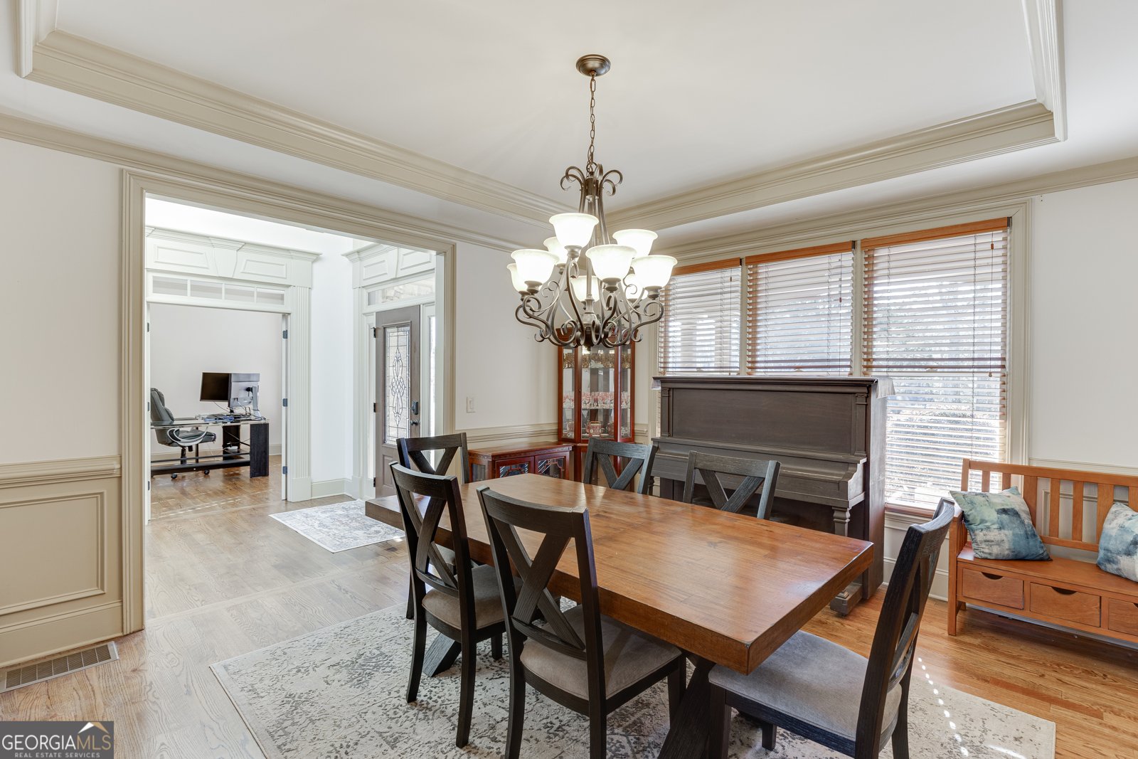 704 Old Cumming Road Sugar Hill - Photo 9