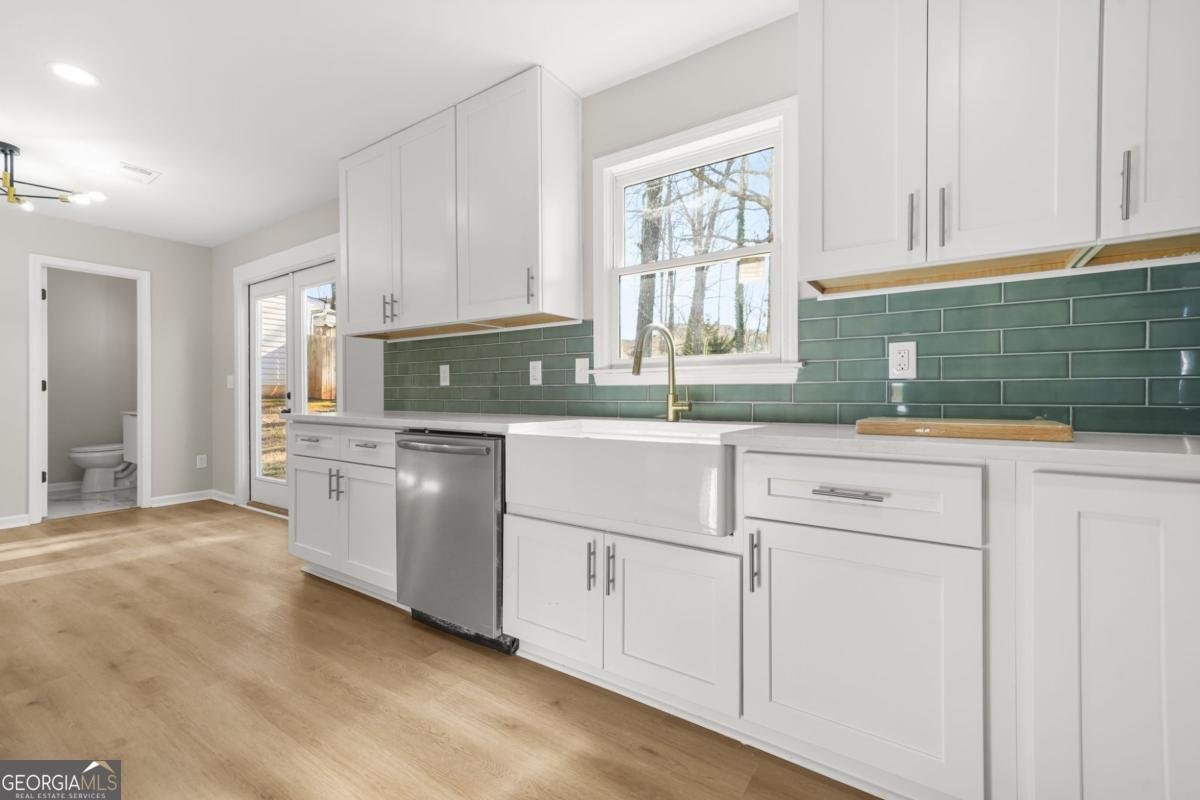 4945 Penscot Way Stone Mountain - Photo 9