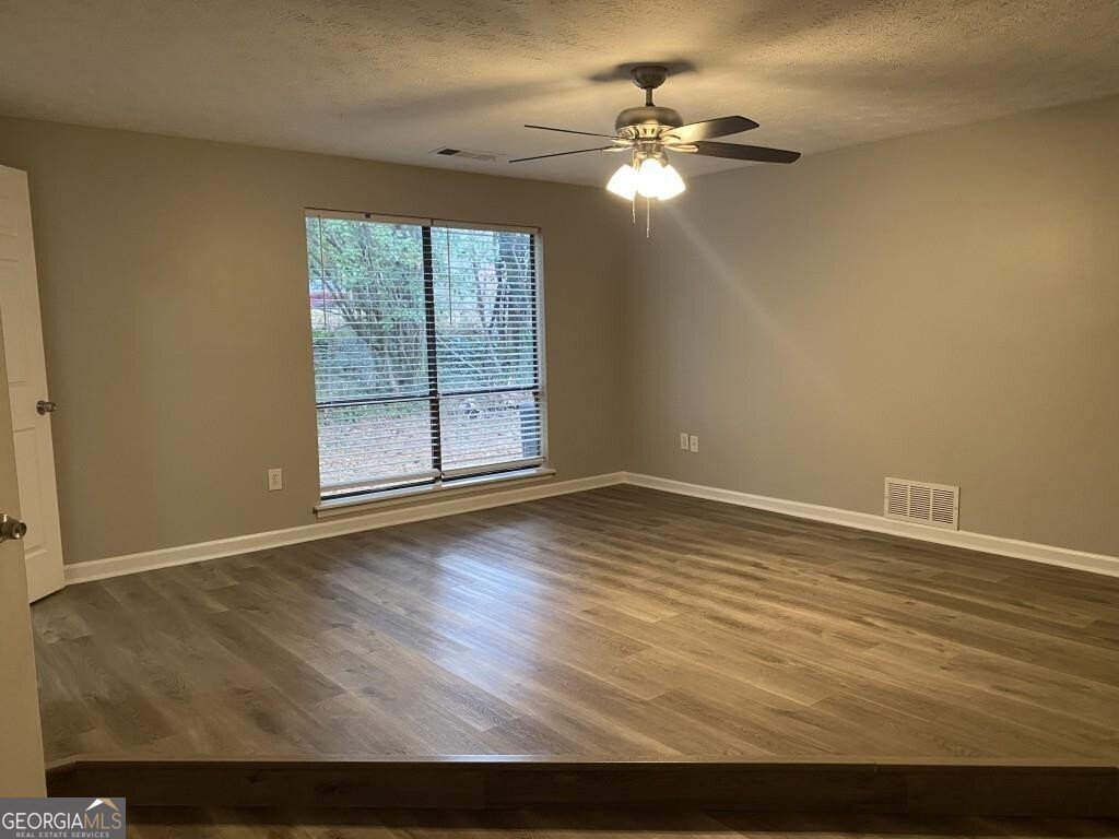 1527 Flat Rock Road Stockbridge - Photo 17