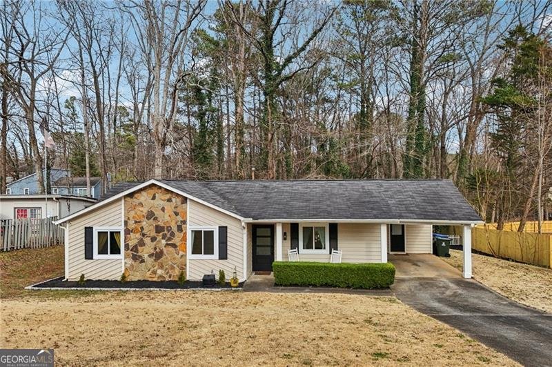 3356 Stonewall Drive Kennesaw - Photo 1