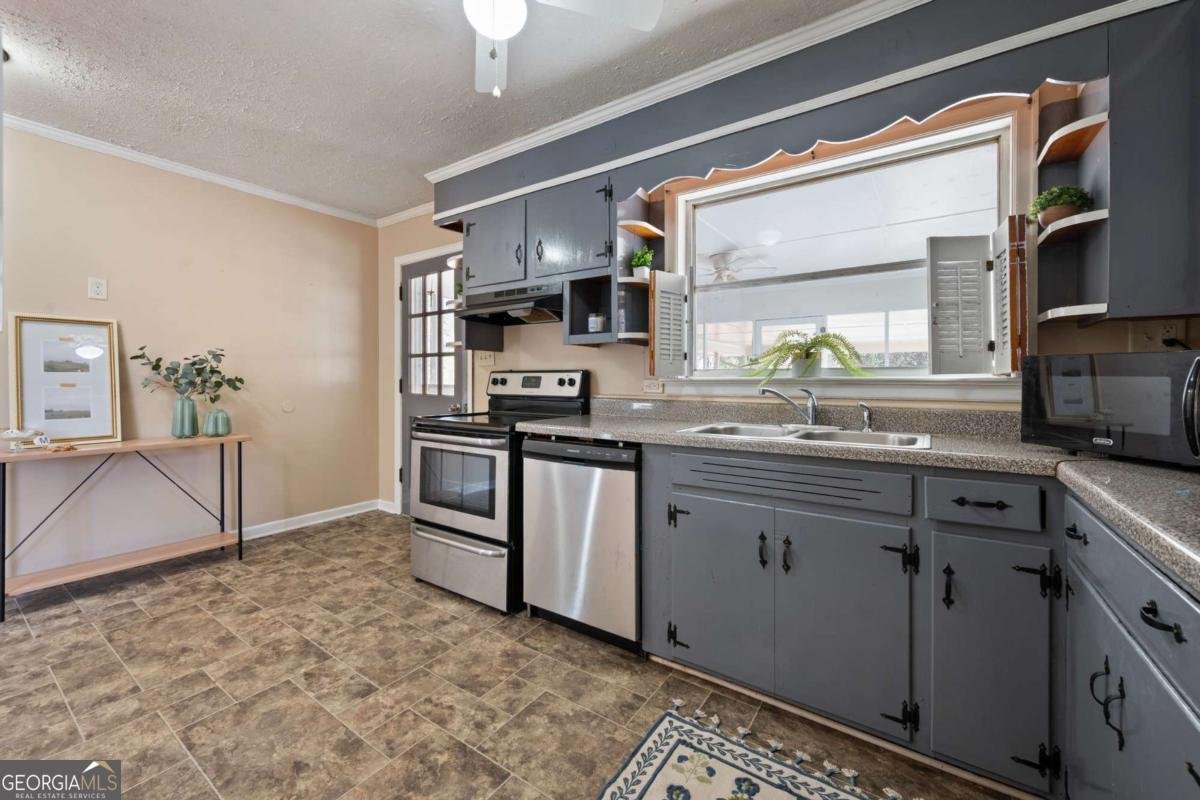 3911 Fraser Circle Gainesville - Photo 11