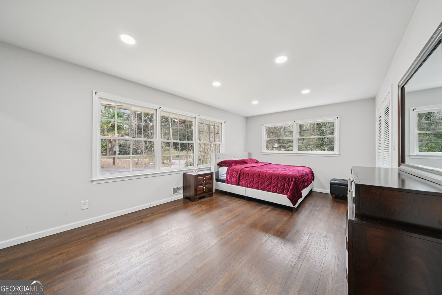 5655 Lake Forrest Drive Atlanta - Photo 6