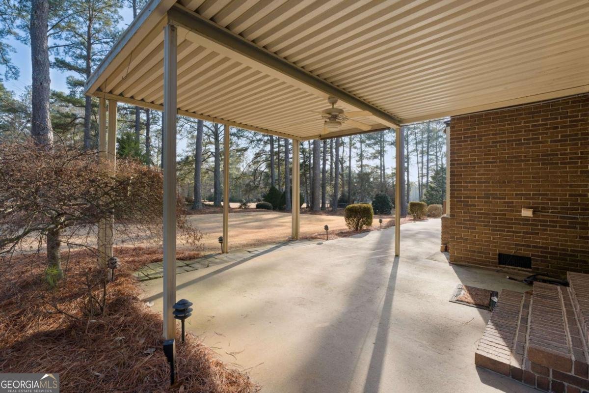 229 Westchester Drive Griffin - Photo 16