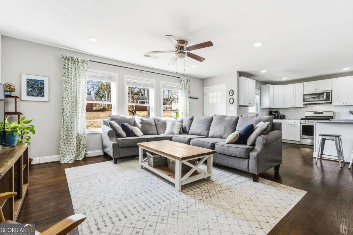 2071 Gober Avenue Smyrna - Photo 7