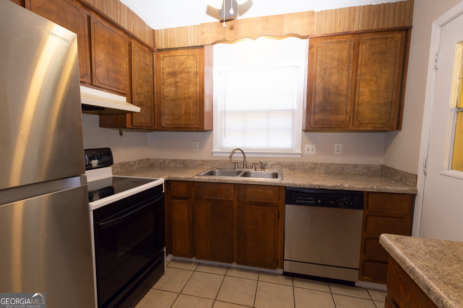 110 Stonefield Court Warner Robins - Photo 6