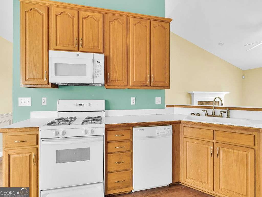 3725 Morning Crest Way Cumming - Photo 8