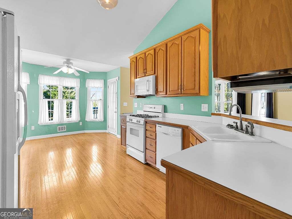 3725 Morning Crest Way Cumming - Photo 9