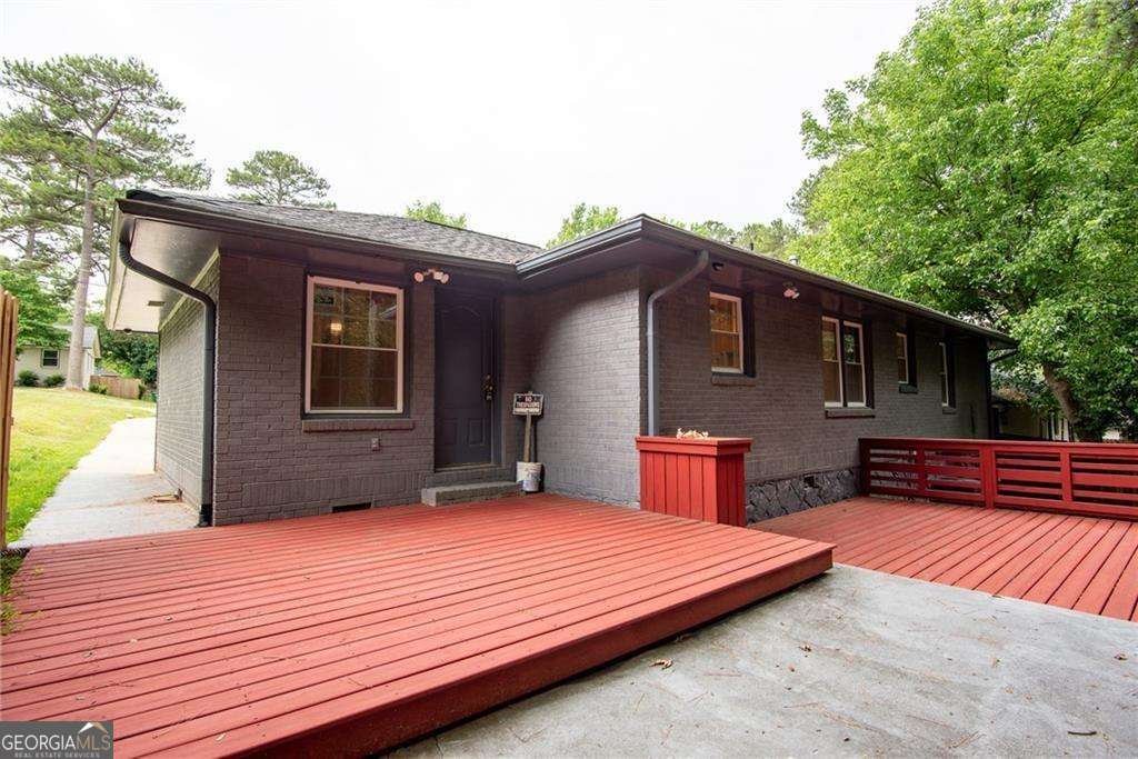 1868 Longdale Drive Decatur - Photo 12