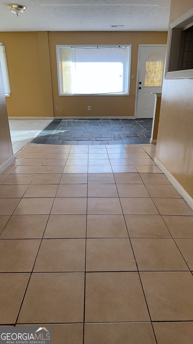 544 Conley Road Forest Park - Photo 6