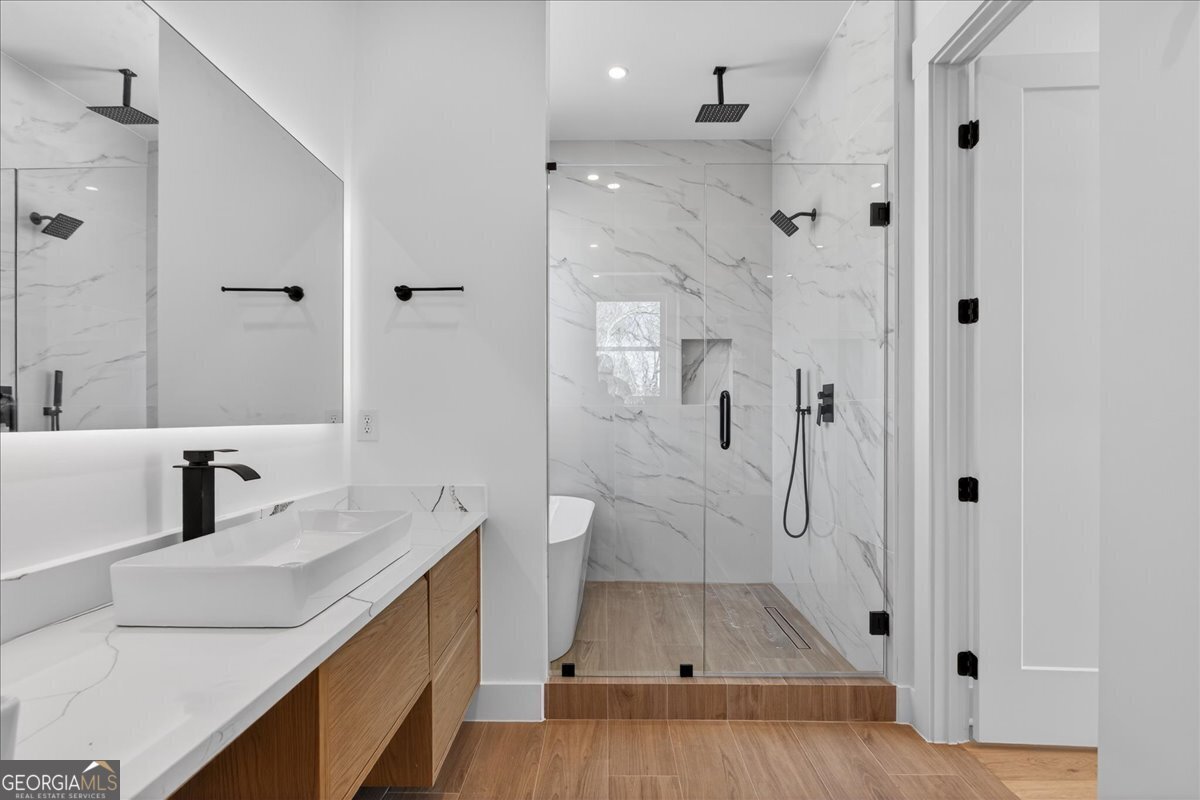 160 Railroad Street Canton - Photo 24