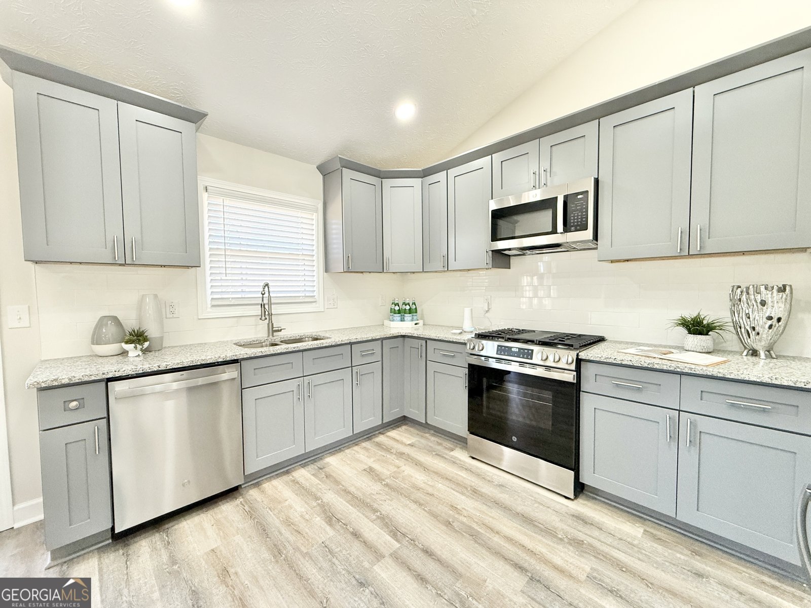 6012 Happy Trails Court Lithonia - Photo 9