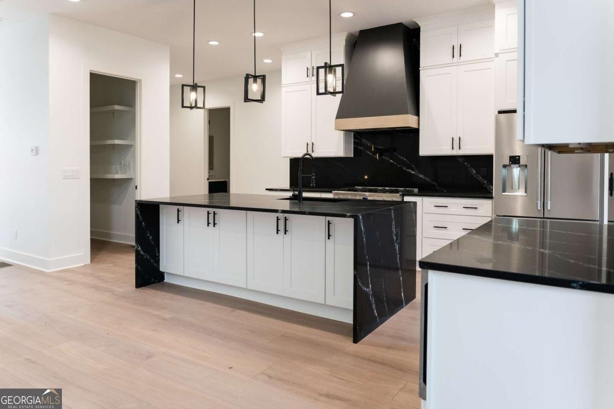 1173 VELTRE Circle Atlanta - Photo 13