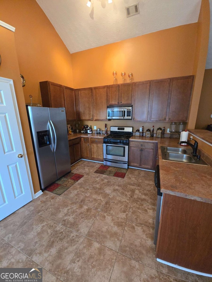 3121 Baywood Court Conyers - Photo 8