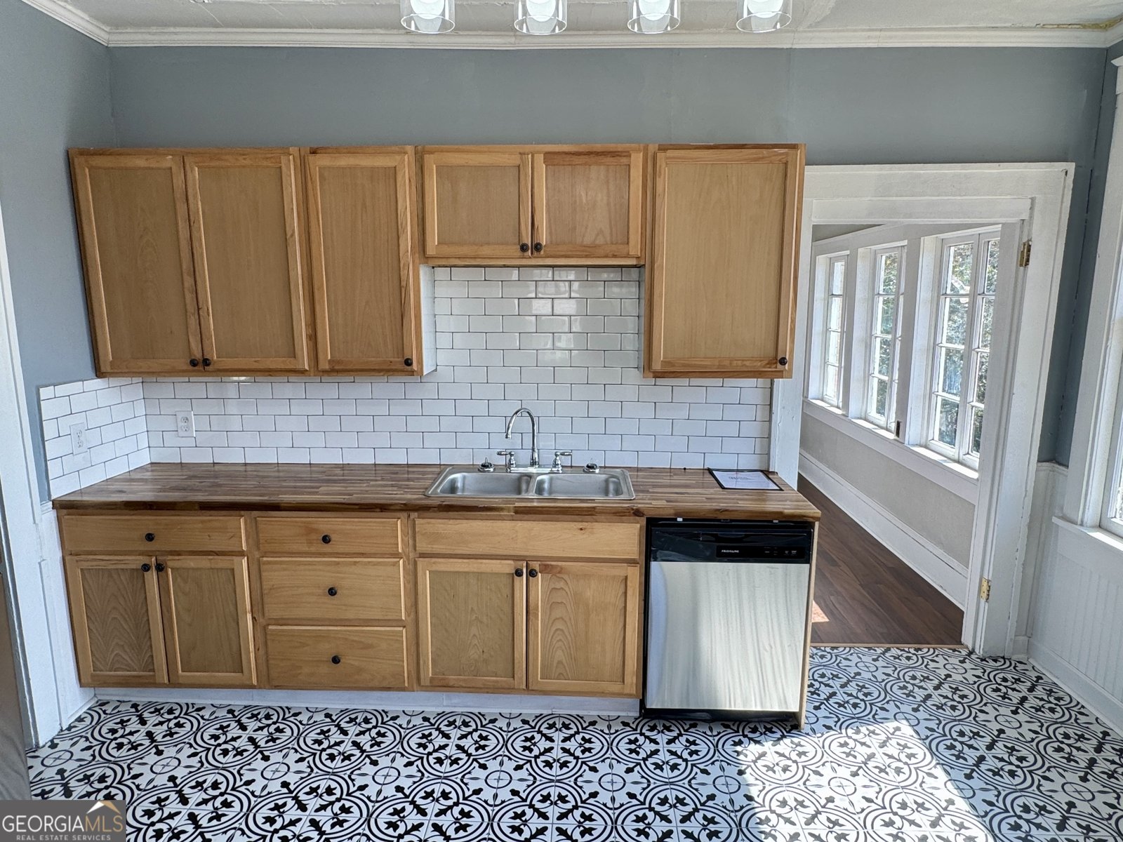 2694 Cherokee Avenue Macon - Photo 9