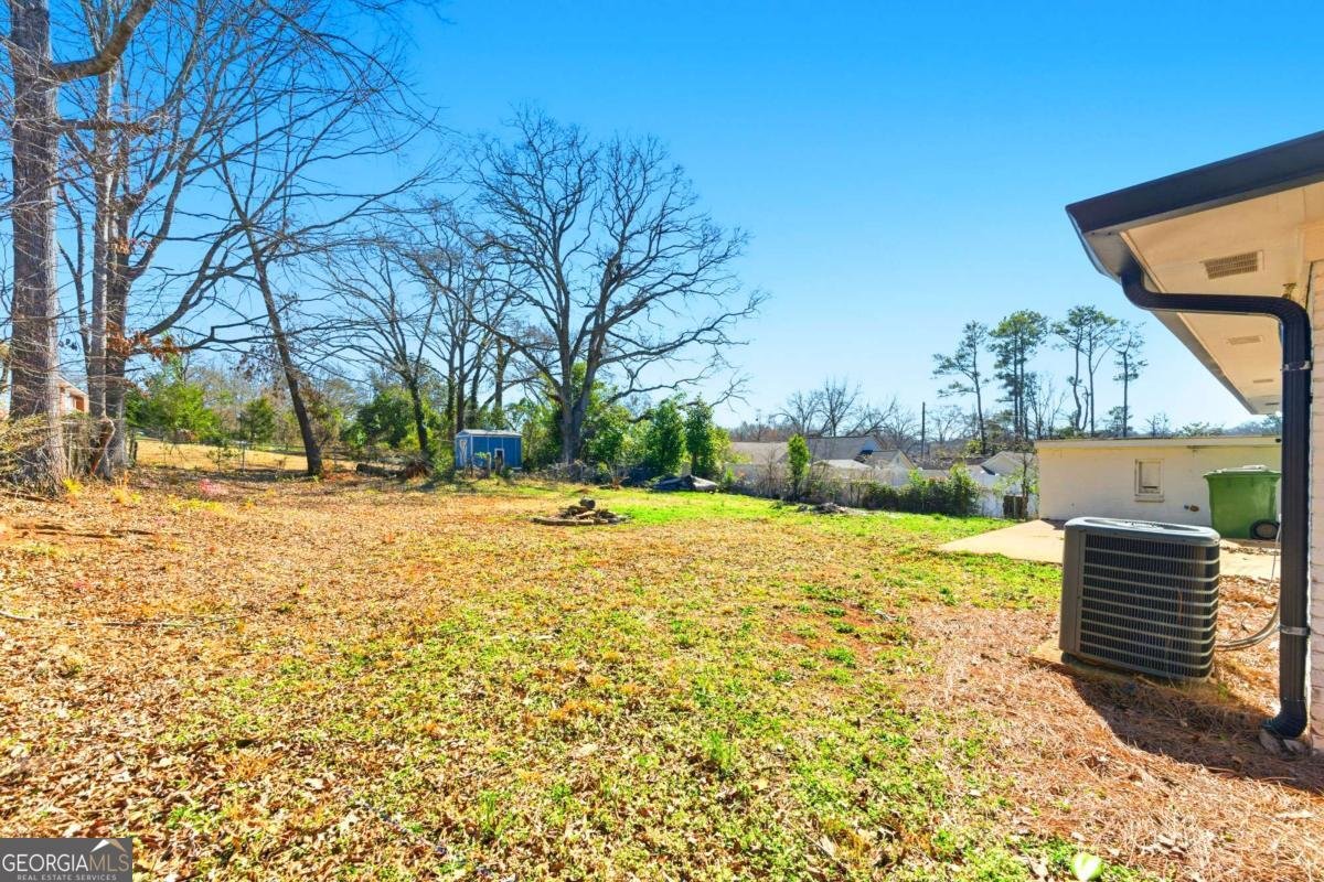 210 19th Street Griffin - Photo 11