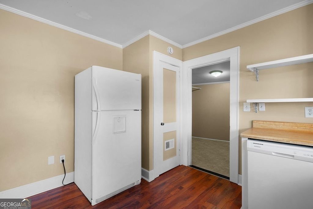 611 Briarwood Circle Rome - Photo 12